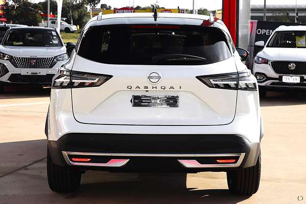 2025 Nissan QASHQAI Ti J12