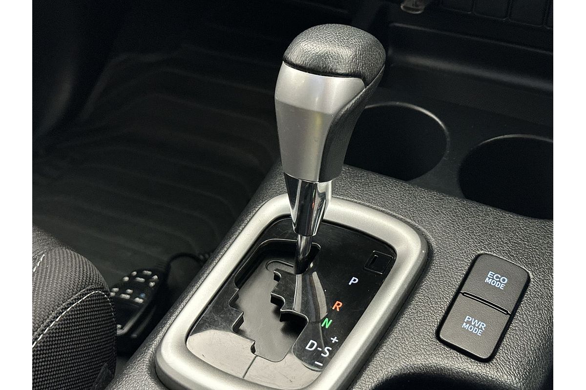 2020 Toyota Hilux SR5 GUN126R 4X4