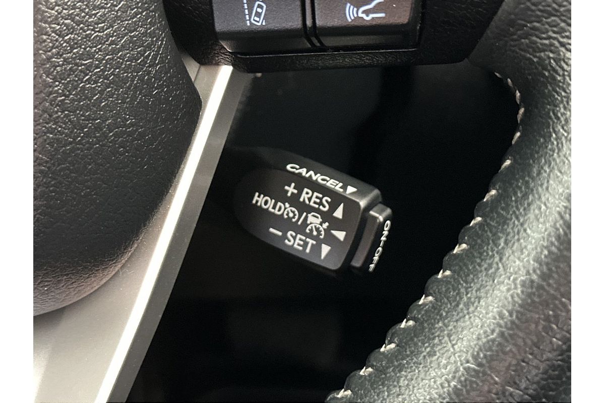 2020 Toyota Hilux SR5 GUN126R 4X4