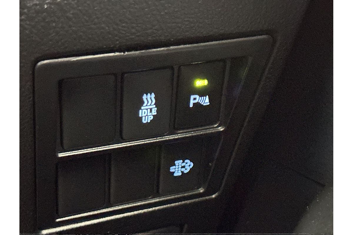 2020 Toyota Hilux SR5 GUN126R 4X4