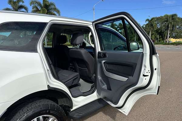 2016 Ford Everest Trend UA