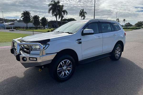 2016 Ford Everest Trend UA