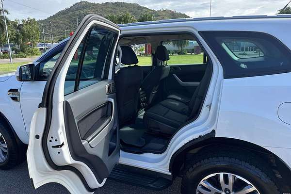 2016 Ford Everest Trend UA