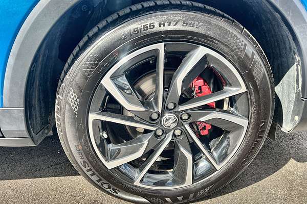 2020 MG ZS Essence AZS1