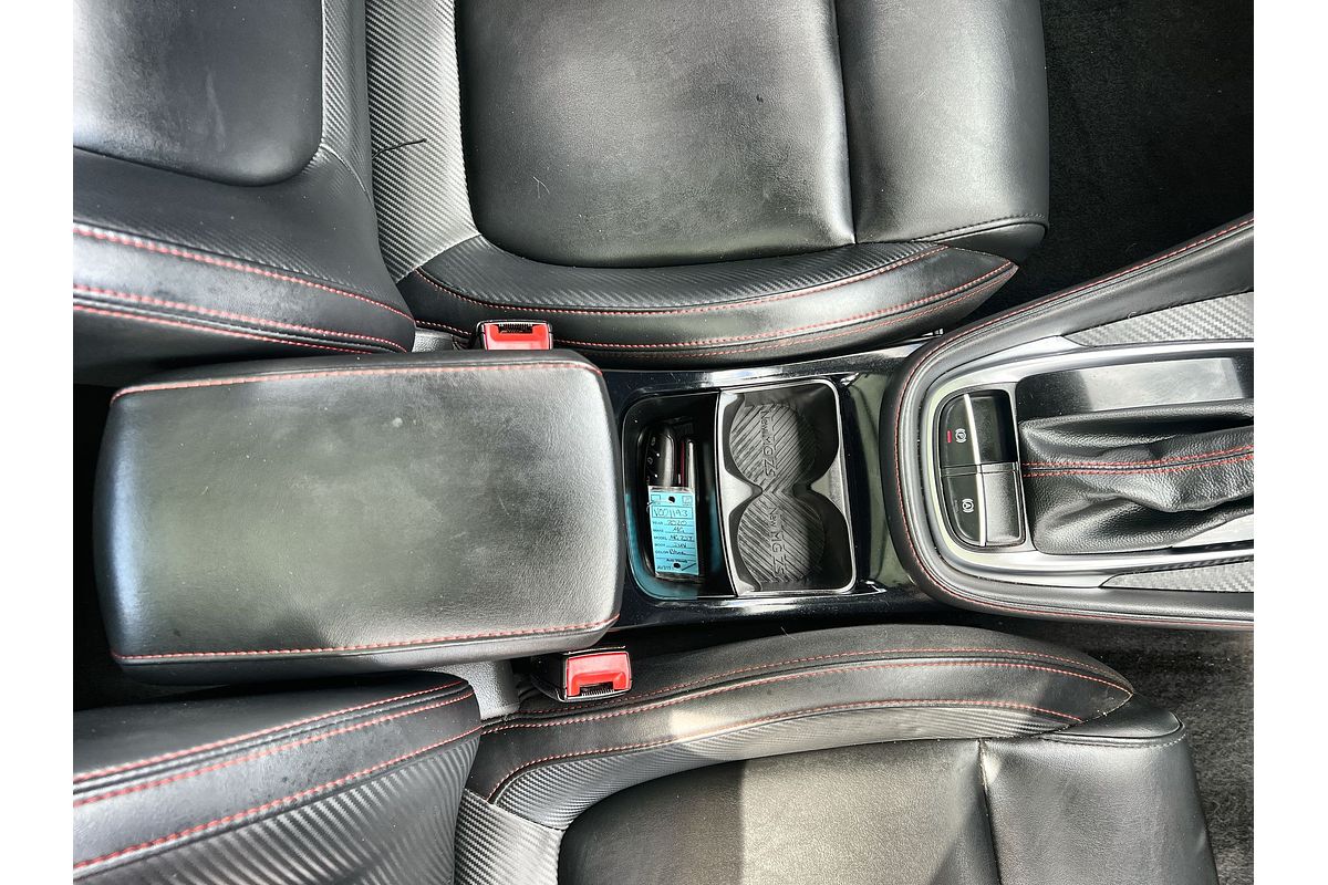 2020 MG ZS Essence AZS1