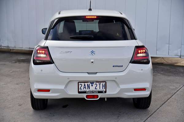 2024 Suzuki Swift Hybrid Plus UZ