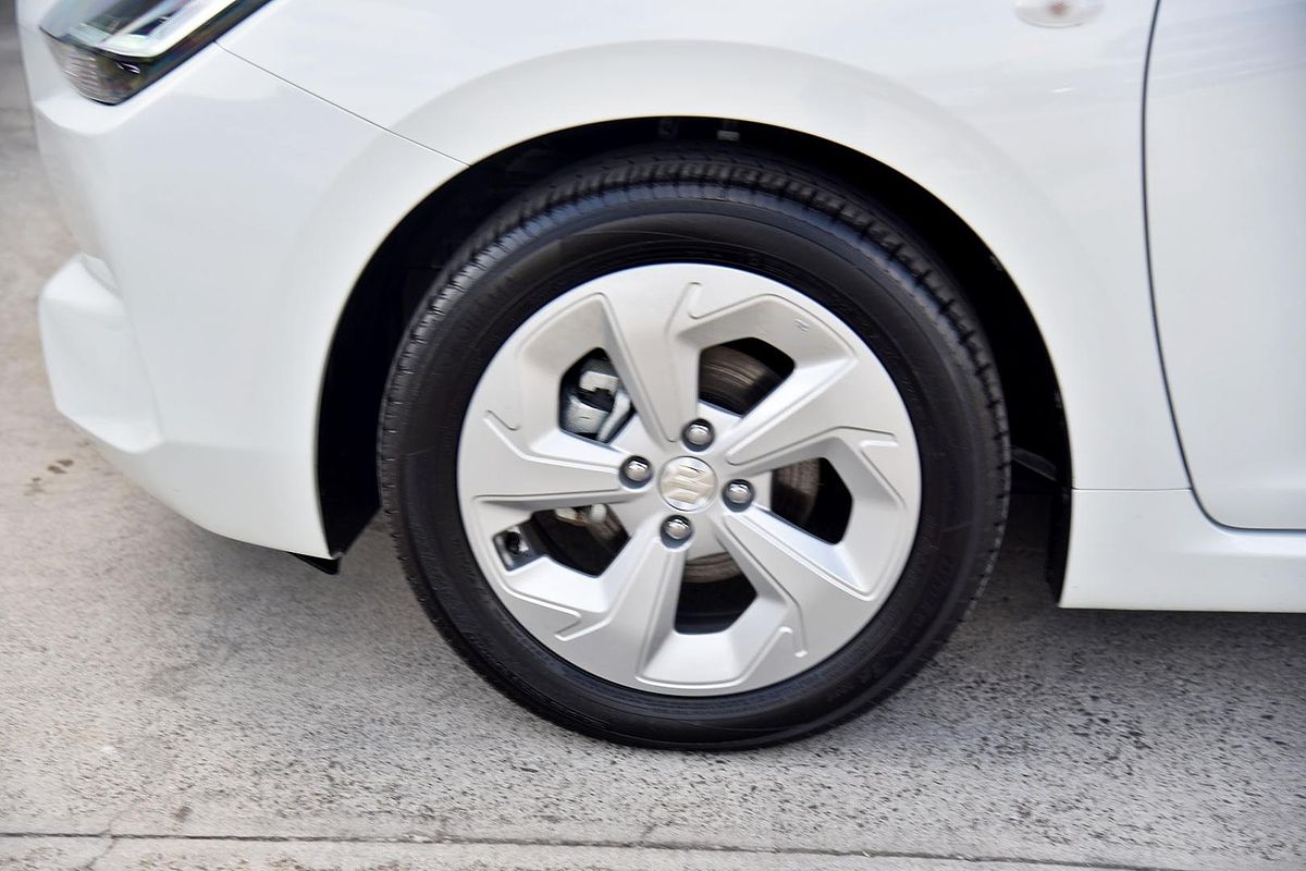 2024 Suzuki Swift Hybrid Plus UZ