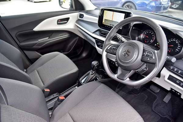 2024 Suzuki Swift Hybrid Plus UZ