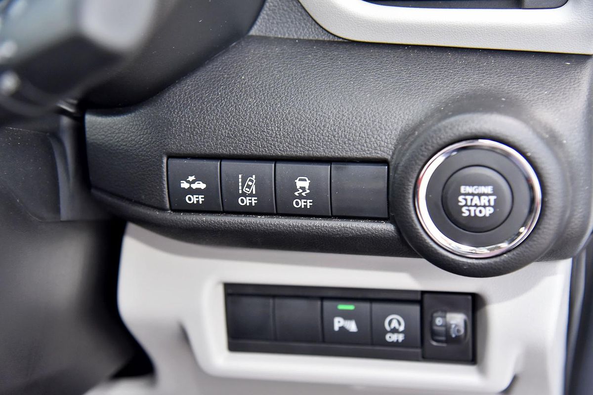 2024 Suzuki Swift Hybrid Plus UZ