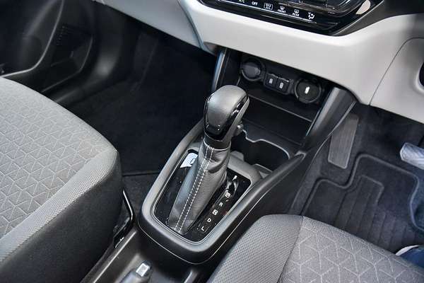 2024 Suzuki Swift Hybrid Plus UZ
