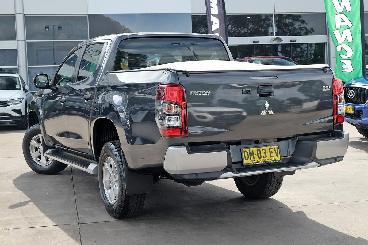 2019 Mitsubishi Triton GLX+ MR 4X4