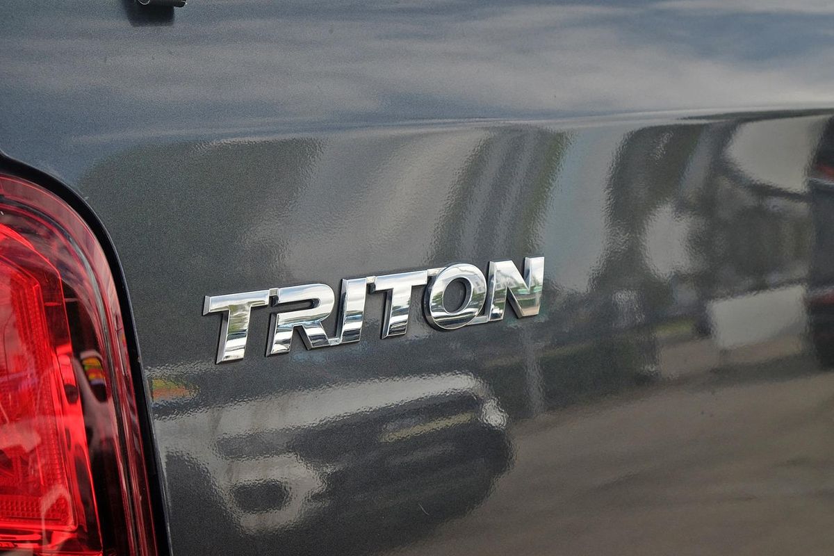 2019 Mitsubishi Triton GLX+ MR 4X4