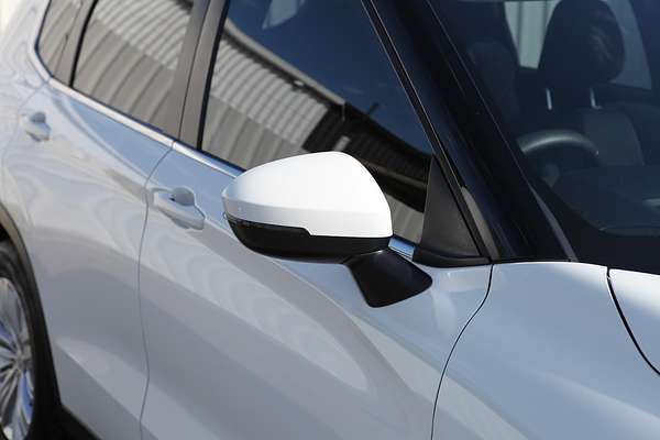 2023 Mitsubishi Outlander ES ZM