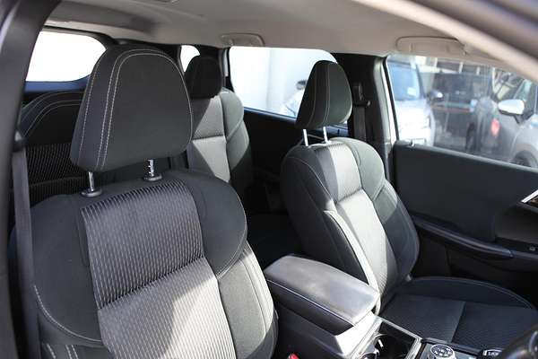 2023 Mitsubishi Outlander ES ZM