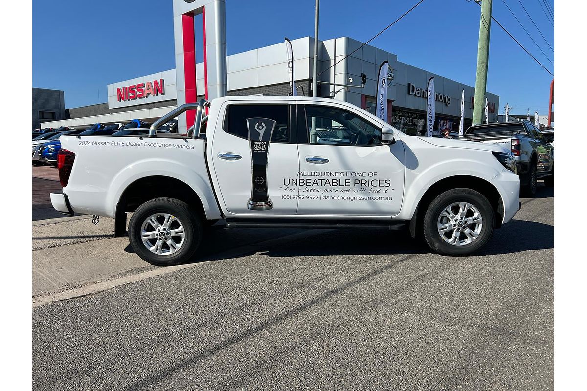 2024 Nissan Navara ST D23 4X4