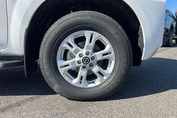 2024 Nissan Navara ST D23 4X4