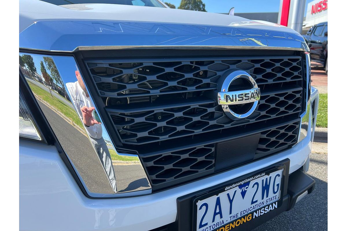 2024 Nissan Navara ST D23 4X4