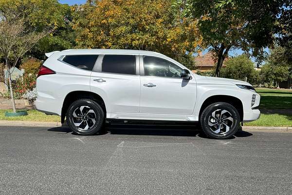 2024 Mitsubishi Pajero Sport Exceed QG