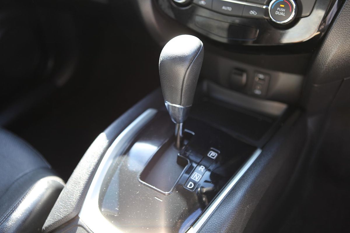 2016 Nissan X-TRAIL ST-L T32
