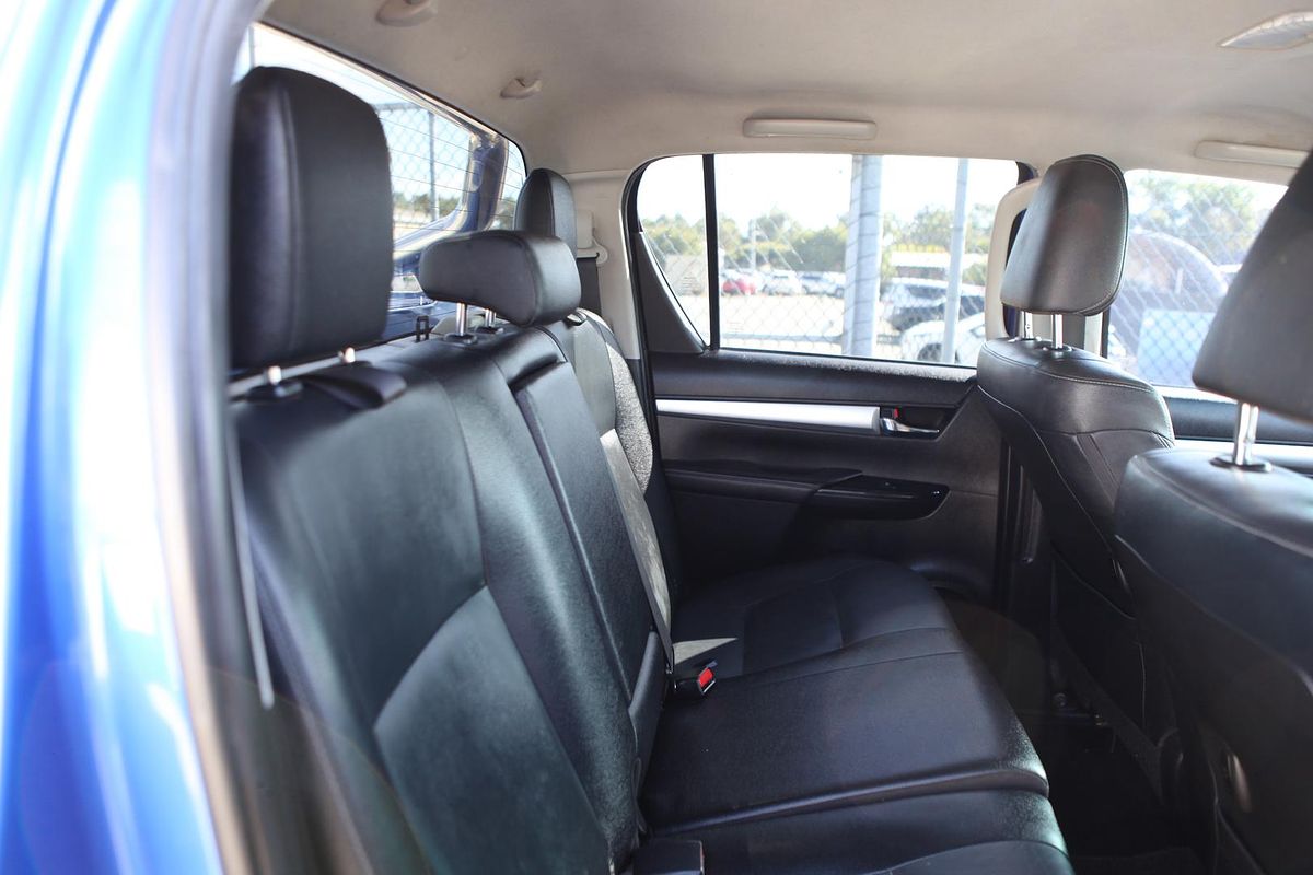 2015 Toyota Hilux SR5 GUN126R 4X4