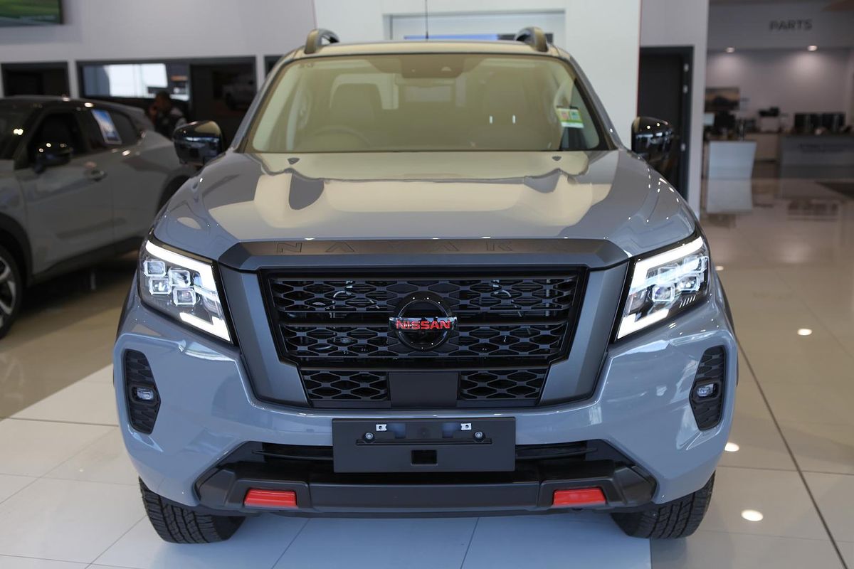 2025 Nissan Navara PRO-4X D23 4X4