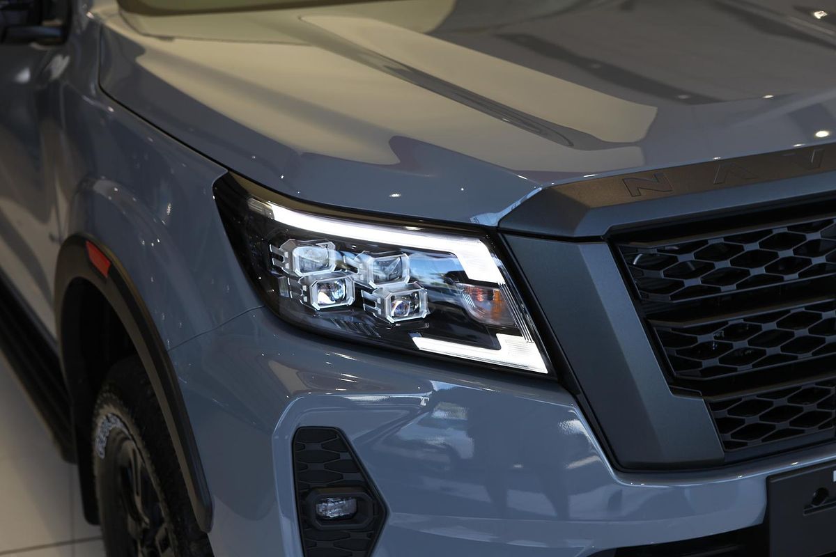 2025 Nissan Navara PRO-4X D23 4X4