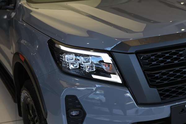 2025 Nissan Navara PRO-4X D23 4X4