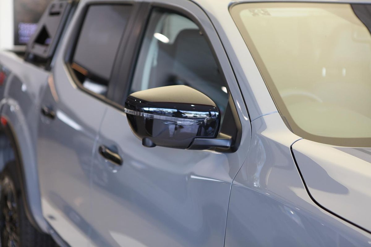2025 Nissan Navara PRO-4X D23 4X4