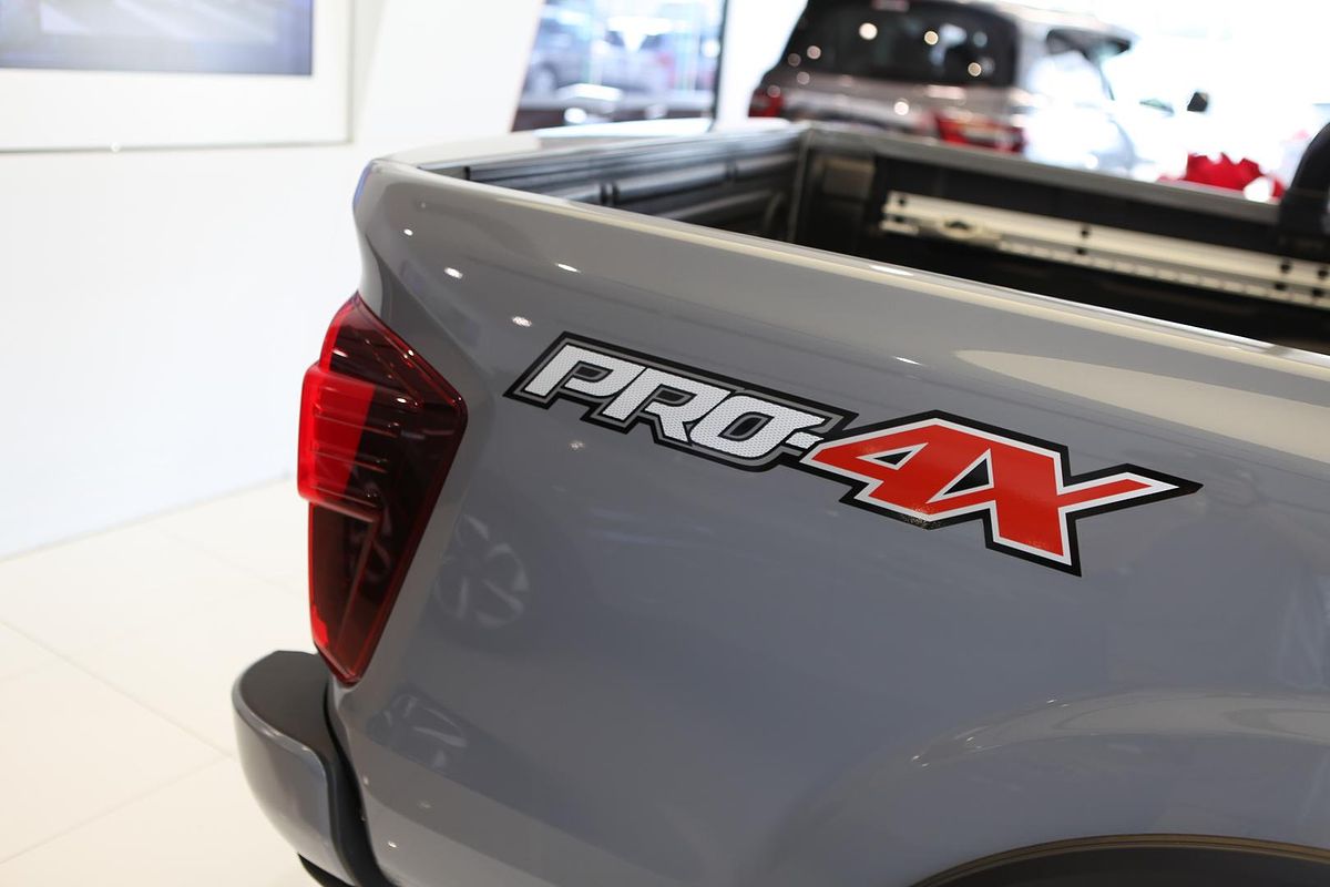 2025 Nissan Navara PRO-4X D23 4X4