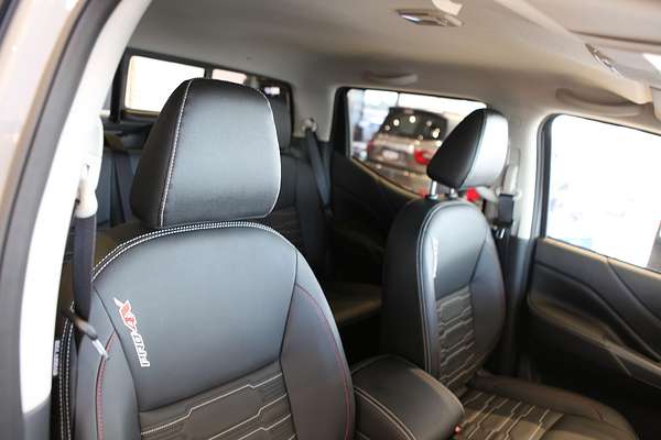 2025 Nissan Navara PRO-4X D23 4X4