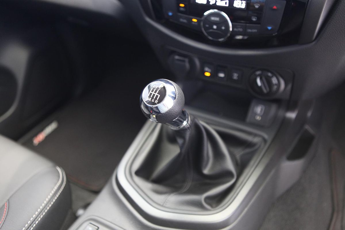 2025 Nissan Navara PRO-4X D23 4X4
