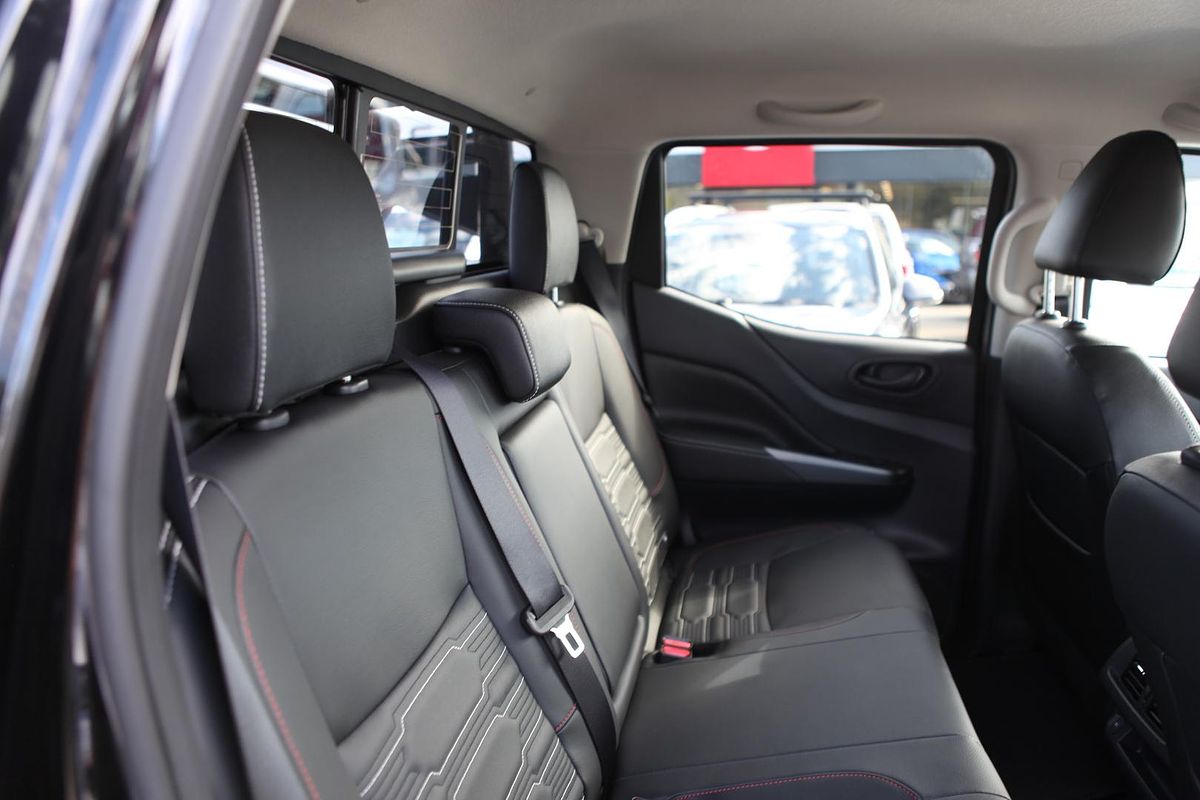 2025 Nissan Navara PRO-4X D23 4X4
