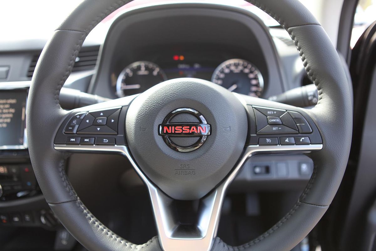 2025 Nissan Navara PRO-4X D23 4X4