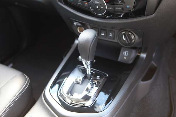 2025 Nissan Navara PRO-4X D23 4X4