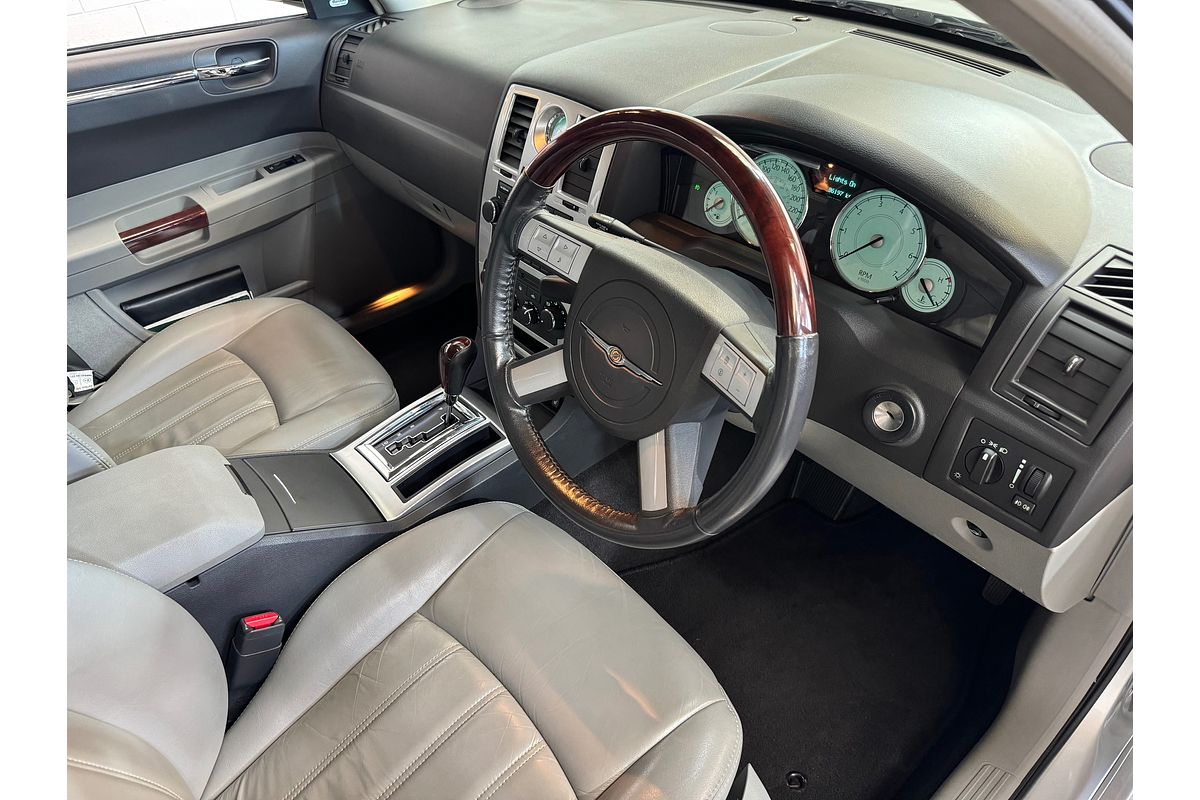 2006 Chrysler 300 C 5.7L V8 SEDAN