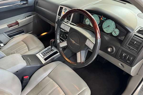 2006 Chrysler 300 C 5.7L V8 SEDAN