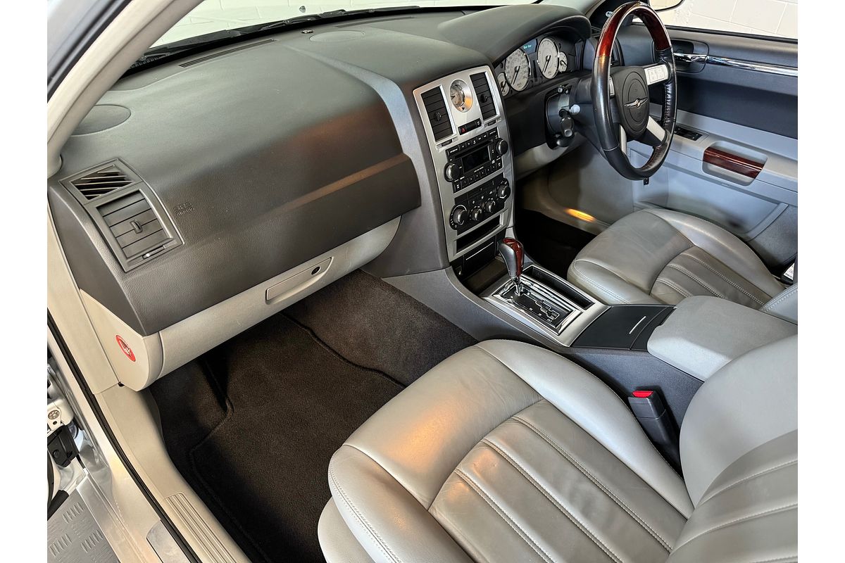 2006 Chrysler 300 C 5.7L V8 SEDAN