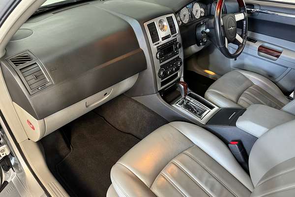 2006 Chrysler 300 C 5.7L V8 SEDAN