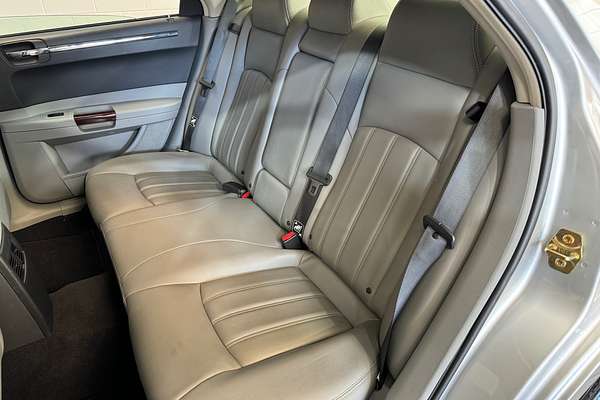 2006 Chrysler 300 C 5.7L V8 SEDAN