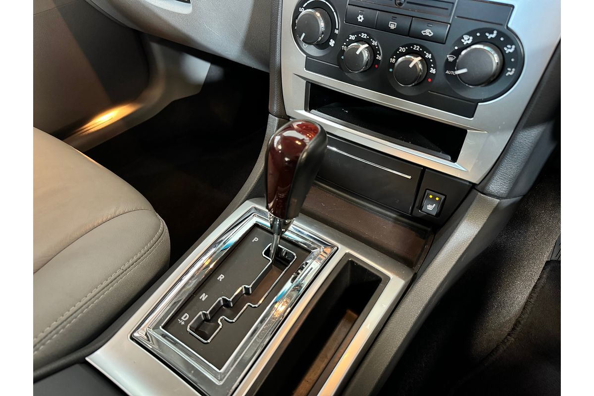 2006 Chrysler 300 C 5.7L V8 SEDAN