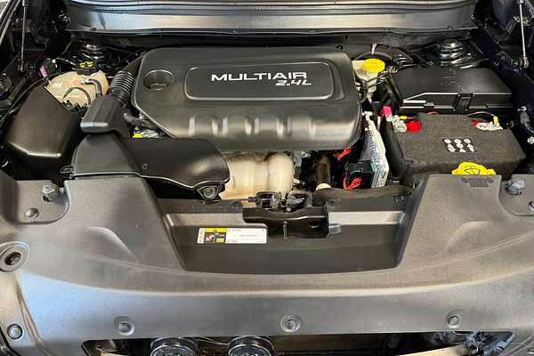 2015 Jeep CHEROKEE SPORT 2.4L 9SPD AUTO