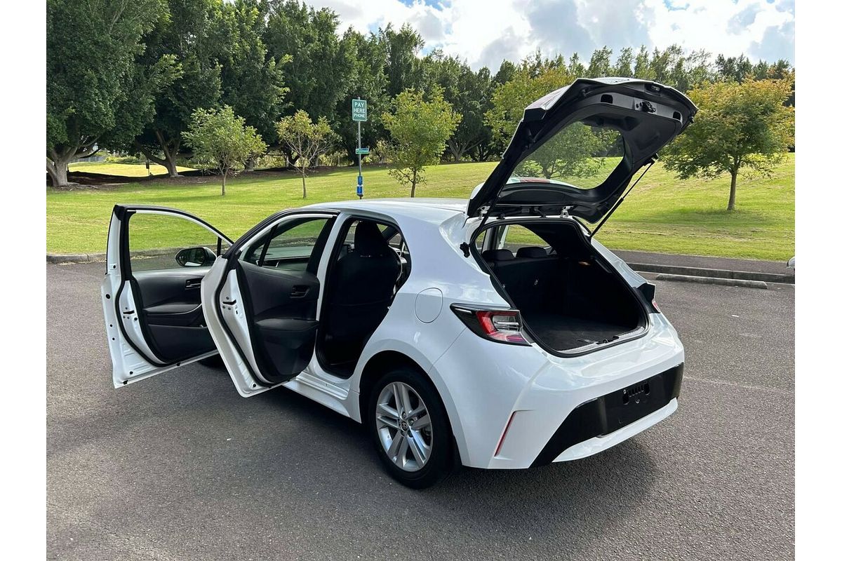 2022 Toyota Corolla Ascent Sport Mzea12R