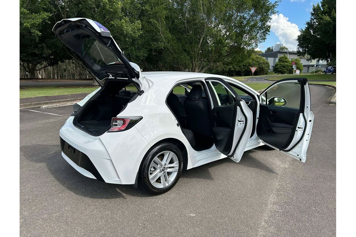 2022 Toyota Corolla Ascent Sport Mzea12R