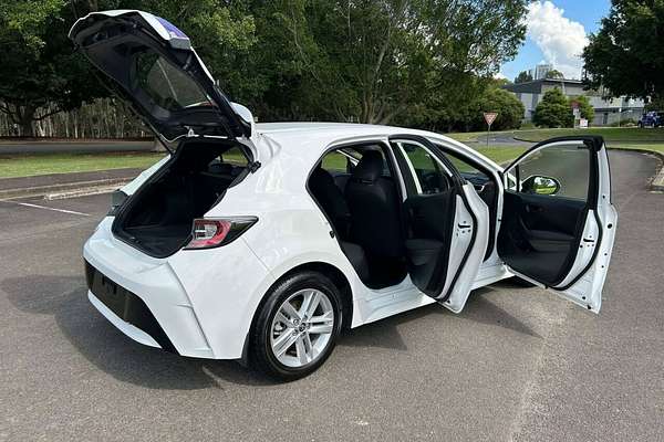 2022 Toyota Corolla Ascent Sport Mzea12R