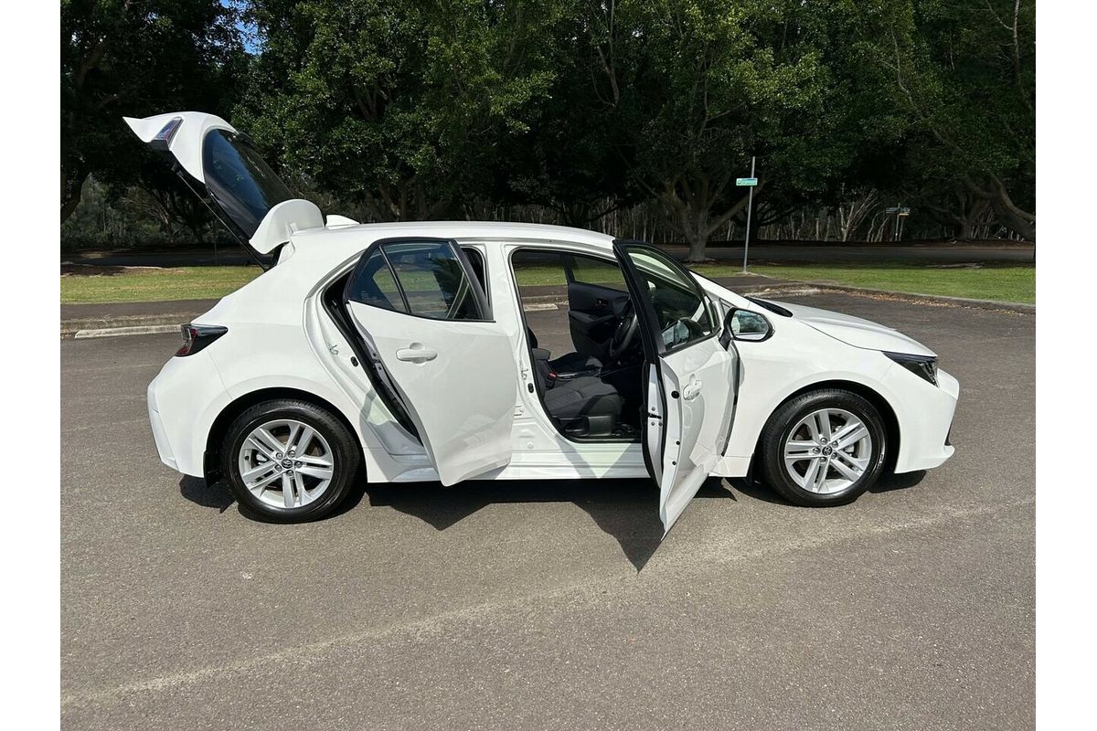 2022 Toyota Corolla Ascent Sport Mzea12R