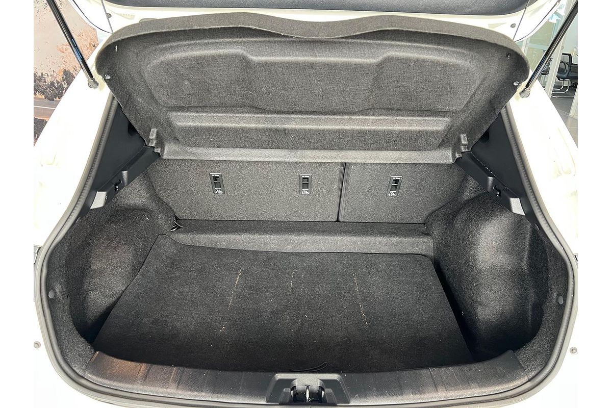 2018 Nissan QASHQAI ST-L J11 Series 2