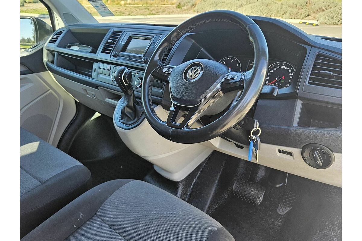 2018 Volkswagen Transporter TDI 340 SWB Low T6 MY18