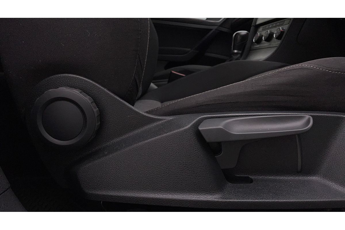 2016 Volkswagen Golf 92TSI Trendline 7