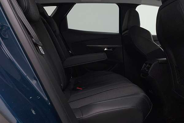 2022 Peugeot 3008 Allure P84