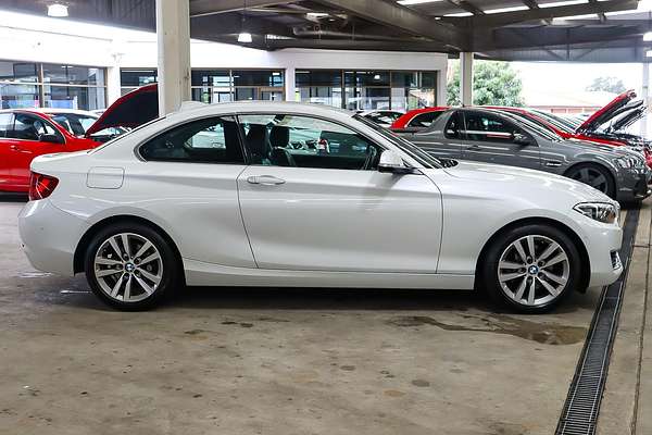 2015 BMW 2 Series 220d M Sport F22